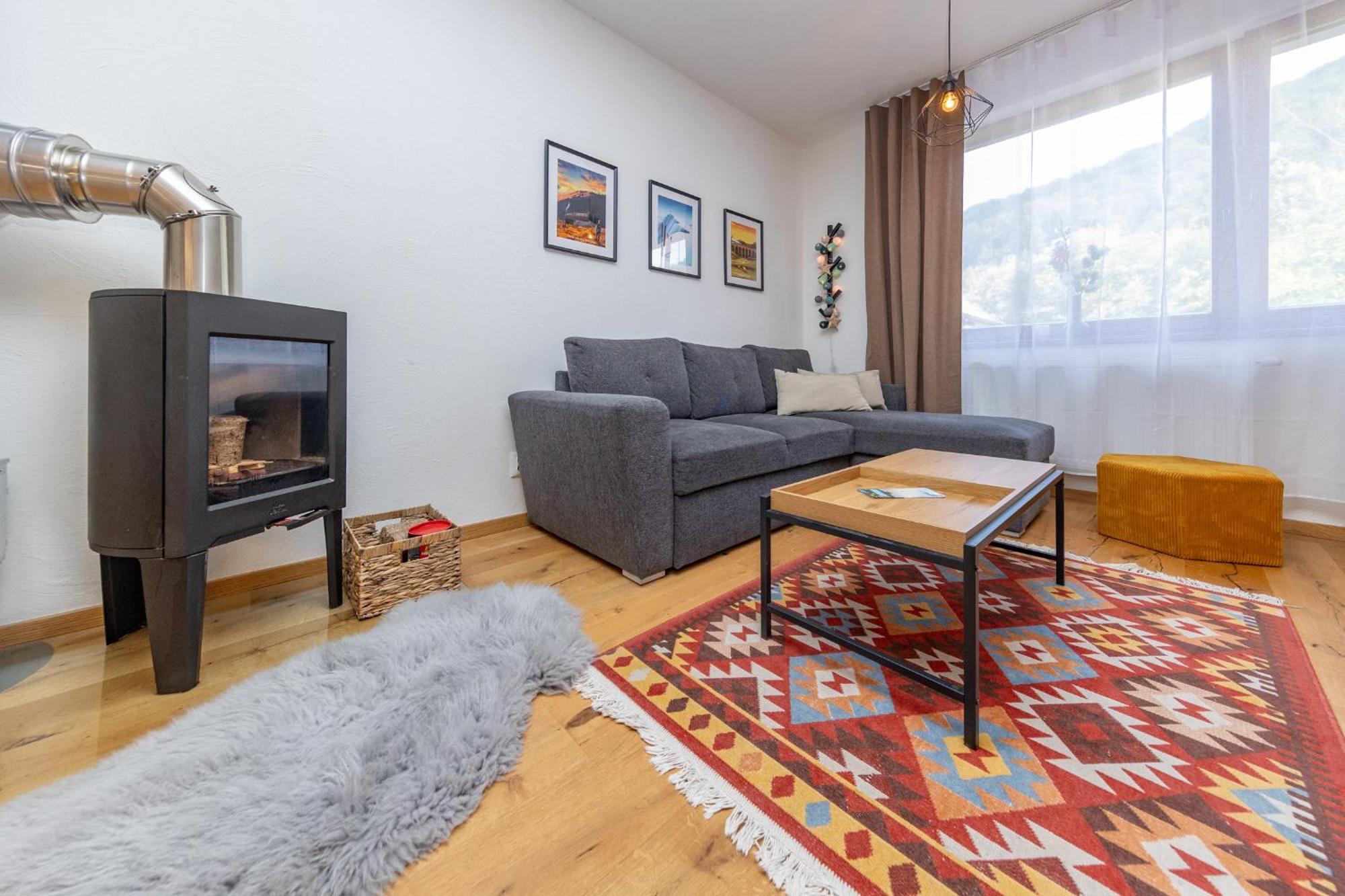 טאלה Apartman Juh מראה חיצוני תמונה